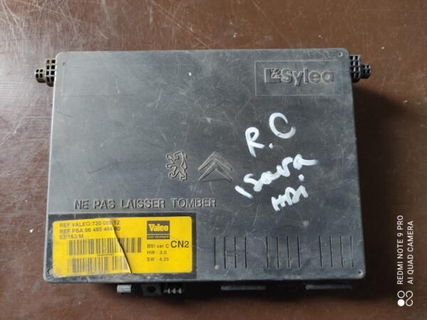 Caja de reles / fusibles Citroen Xsara (N1) 1.6 i 16V (109 cv)