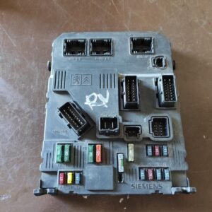 Caja de reles / fusibles Peugeot 206 1.6 16V (109 cv)