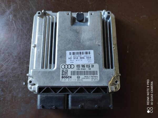 Centralita motor uce Audi A4 Avant (B7 8E) 2.0 TDI (140 cv)