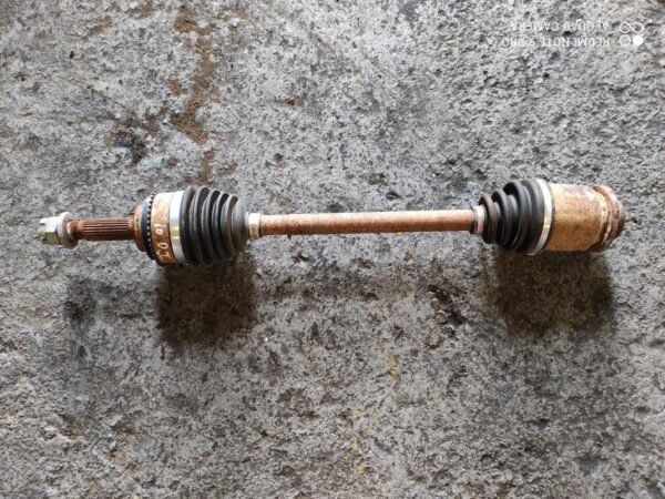Transmisión delantera izquierda Mitsubishi Montero IO (H6_W, H7_W) 1.8 (H76W, H66W) (114 cv)
