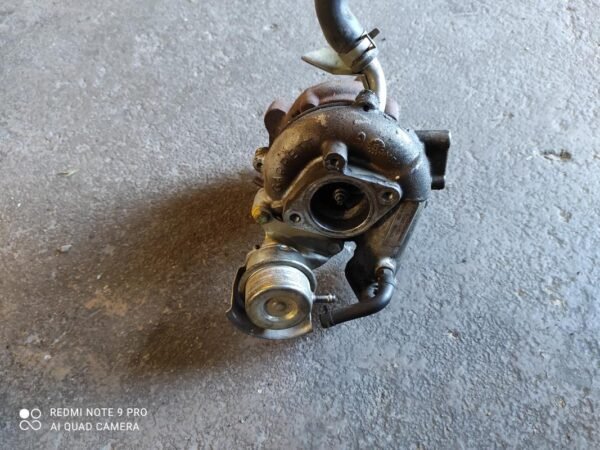 Turbo Nissan Almera II (N16) 2.2 D (110 cv)
