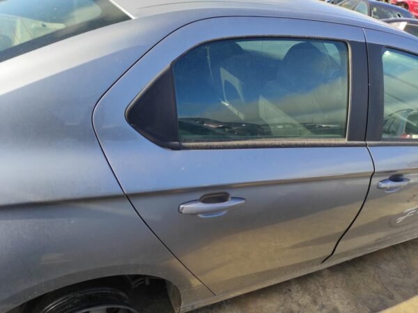 Puerta trasera derecha Citroen C-Elysee II (Fase II, 2016) 1.6 Blue HDi (99 cv)
