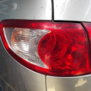 Piloto trasero izquierdo Hyundai Santa Fe II 2.2 CRDi 4WD (150 cv)
