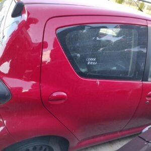 Puerta trasera derecha Toyota Aygo (Versión 2009) 1.0 VVT-i (68 cv) 5 M