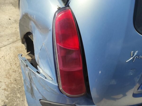 Piloto trasero izquierdo Lancia Ypsilon (843) 1.2 i 16V (80 cv)