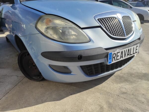 Paragolpe delantero Lancia Ypsilon (843) 1.2 i 16V (80 cv) - Imagen 3