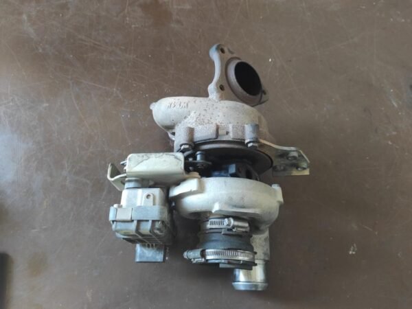 Turbo Ford Focus II Hatchback 1.8 TDCi (116 cv)