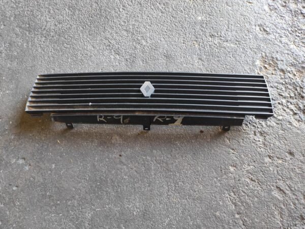 Rejilla delantera Renault 9 (L42) 1.7 (L426) (80 cv)