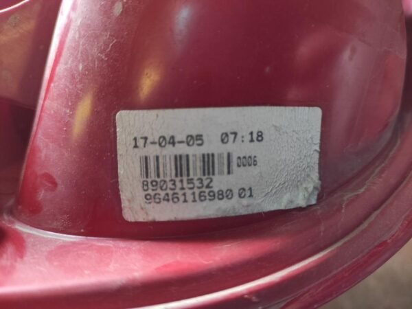 Piloto trasero izquierdo Peugeot 1007 1.6 i 16V (110 cv) - Imagen 3