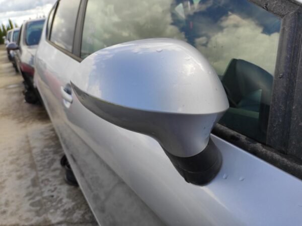 Retrovisor derecho Seat Leon II (1P) 1.6 TDI CR (105 cv) DPF