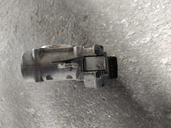 Caja de mariposa Citroen C4 I Hatchback (Fase I, 2004) 1.4i 16V (88 cv) - Imagen 2