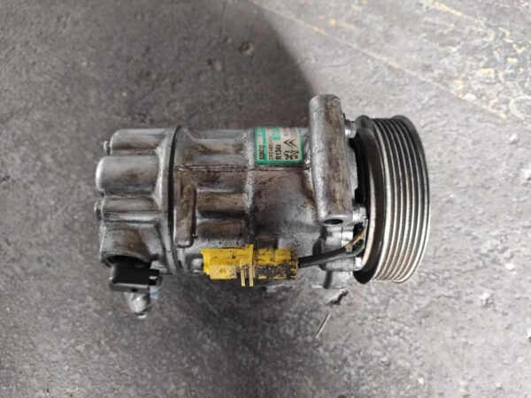 Compresor aire acondicionado Citroen C4 I Hatchback (Fase I, 2004) 1.4i 16V (88 cv)