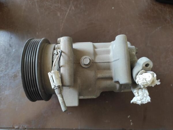 Compresor aire acondicionado Renault Clio II 1.5 dCi (65 cv)