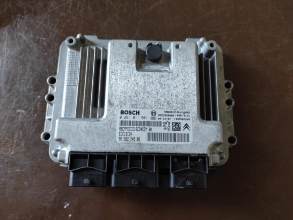 Centralita motor uce Citroen C5 I (Fase II, 2004) 1.6i HDi (109 cv) FAP