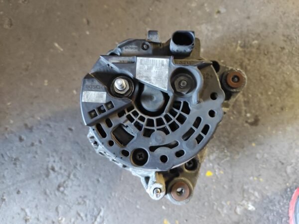 Alternador Volkswagen Golf V 1.9 TDI (105 cv) - Imagen 3