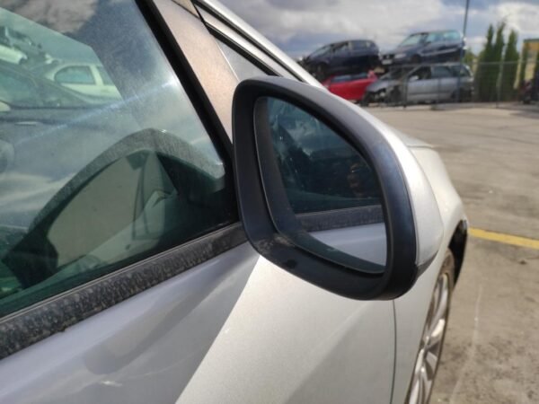 Retrovisor derecho Opel Astra J 1.6 (115 cv) - Imagen 2