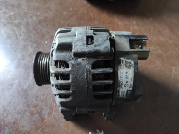 Alternador Volkswagen Polo IV (9N) 1.2 i 12V (64 cv)