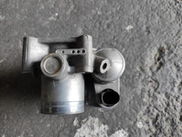 Caja de mariposa Volkswagen Polo IV (9N) 1.2 i 12V (64 cv) - Imagen 2