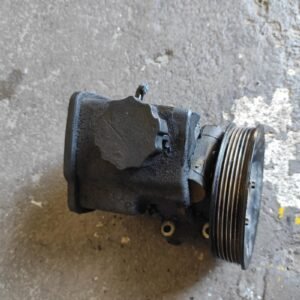 Bomba dirección Mercedes Benz Sprinter 4-t Furgón (904) 413 CDI (129 cv)