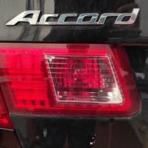 Piloto trasero izquierdo Honda Accord VIII 2.0 i-VTEC 16V (156 cv)