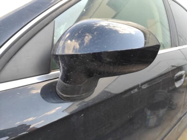 Retrovisor izquierdo Seat Exeo 2.0 TDI CR (120 cv) DPF