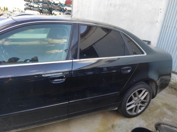 Puerta trasera izquierda Seat Exeo 2.0 TDI CR (120 cv) DPF