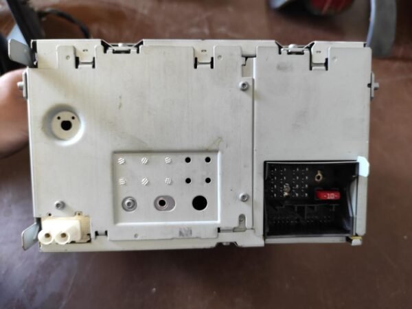 Sistema audio / Radio CD Seat Leon II (1P) 1.6 TDI CR (105 cv) DPF - Imagen 3