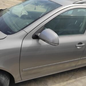 Puerta delantera izquierda Skoda Octavia II Combi (Versión 2009) 2.0 TDI (140 cv) DSG