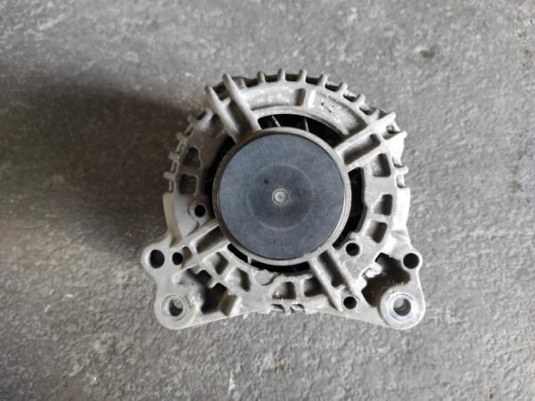 Alternador Volkswagen Golf VI 1.6 TDI (105cv) - Imagen 2