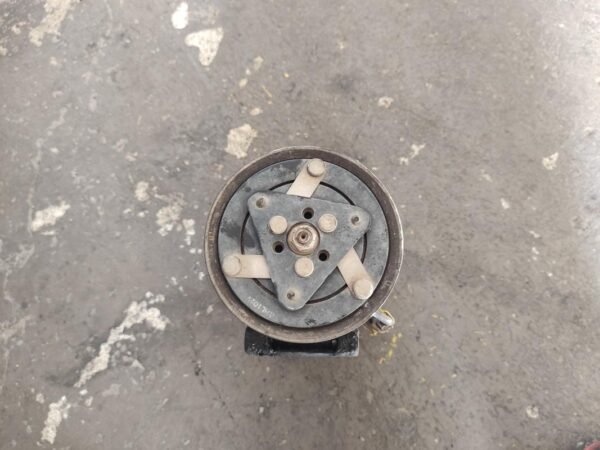 Compresor aire acondicionado Peugeot 207 1.4 HDi (70) - Imagen 2