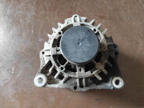 Alternador Peugeot 207 1.4 HDi (70) - Imagen 2