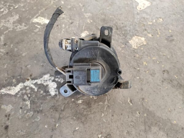 Faro antiniebla derecho Seat Exeo 2.0 TDI CR (120 cv) DPF - Imagen 2