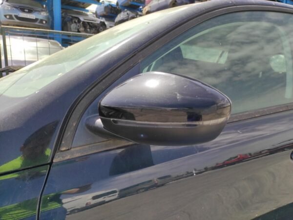 Retrovisor izquierdo Peugeot 308 II 1.6 HDI (92 cv)