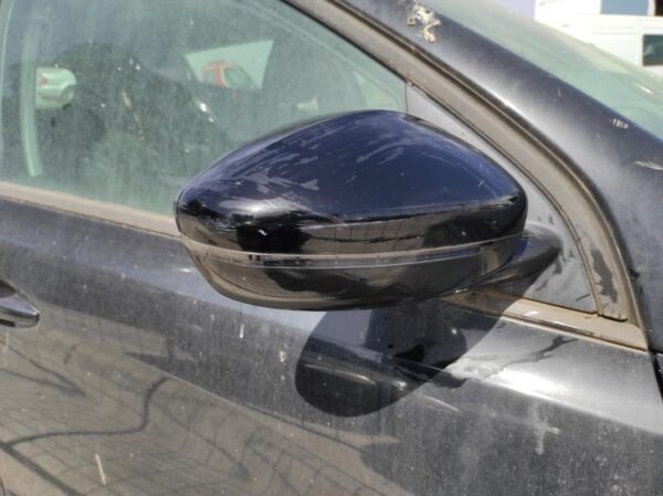 Retrovisor derecho Peugeot 308 II 1.6 HDI (92 cv)