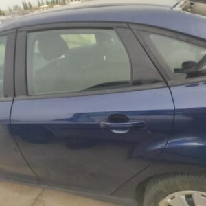 Puerta trasera izquierda Ford Focus III Sedan 1.6 TDCi (95 cv)