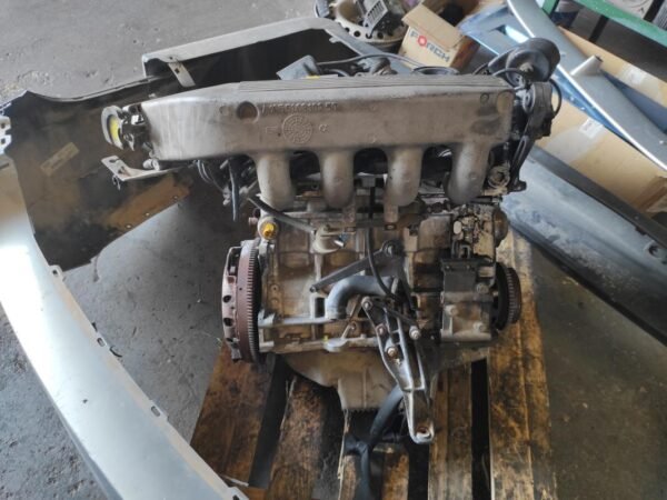 Motor Alfa Romeo 164 2.0 T.S. (143 cv) - Imagen 2