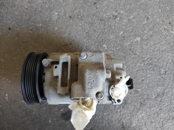 Compresor aire acondicionado Volkswagen Polo IV (9N3) 1.4 TDI (70 cv) 3dr.