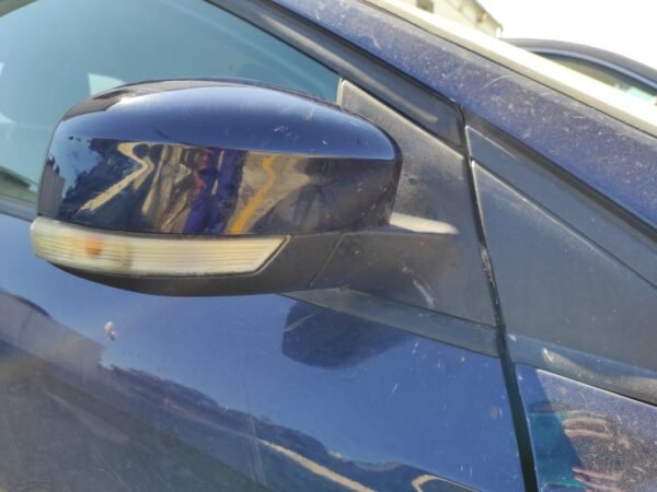 Retrovisor derecho Ford Focus III Sedan 1.6 TDCi (95 cv)