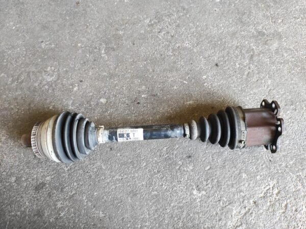 Transmisión delantera izquierda Audi A4 (B6 8E) 2.4i V6 30V (170 cv) Multitronic