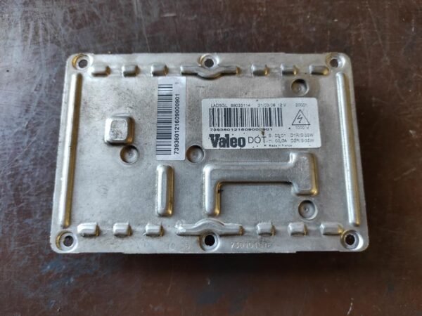 Centralita faros xenon Citroen C5 I (Fase II, 2004) 2.0 HDi (136 cv) FAP - Imagen 2