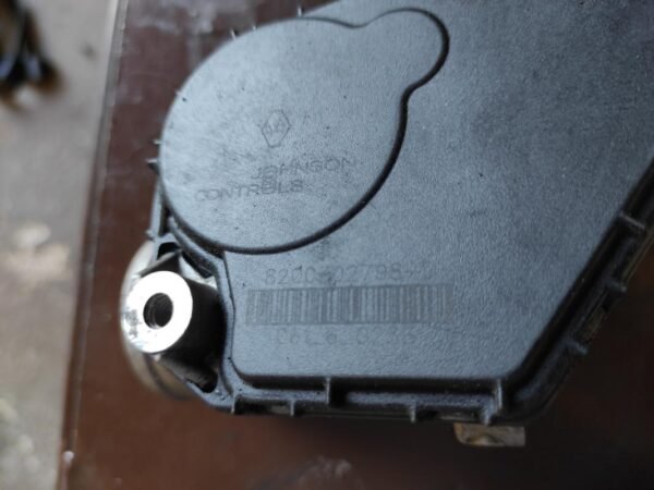 Caja de mariposa Renault Megane II 1.5 dCi (106 cv) - Imagen 2
