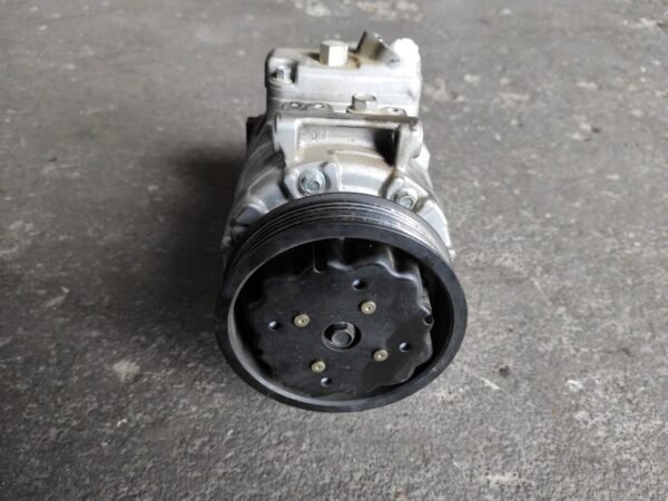 Compresor aire acondicionado Volkswagen Golf V 2.0 TDI (140 cv) - Imagen 3