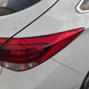 Piloto trasero derecho Hyundai i40 sedan (Versión 2015) 1.7 CRDI (115 cv)