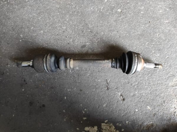 Transmisión delantera izquierda Peugeot 206 1.9 D (71 cv)