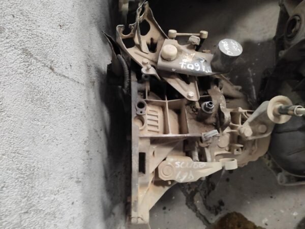 Caja cambios Fiat Scudo Furgón (220_) 1.9 D (69 cv) - Imagen 2