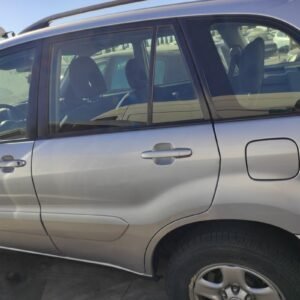 Puerta trasera izquierda Toyota RAV 4 II 1.8 VVTi (125 cv)