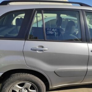 Puerta trasera derecha Toyota RAV 4 II 1.8 VVTi (125 cv)