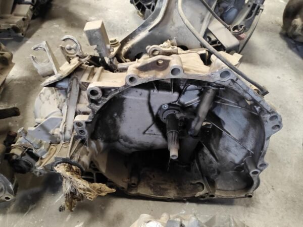 Caja cambios Peugeot Boxer Furgón (230L) 2.5 D (86 cv) - Imagen 2