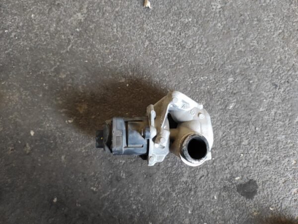 Valvula EGR Citroen C4 I Hatchback (Fase I, 2004) 1.6 HDi 16V (90 cv) - Imagen 3