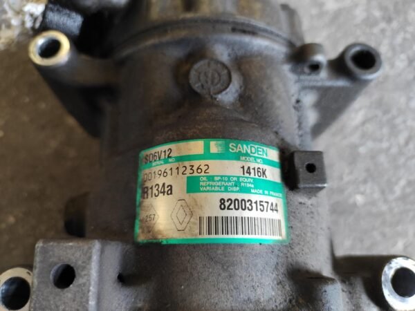 Compresor aire acondicionado Renault Clio II 1.5 dCi (82 cv) - Imagen 3